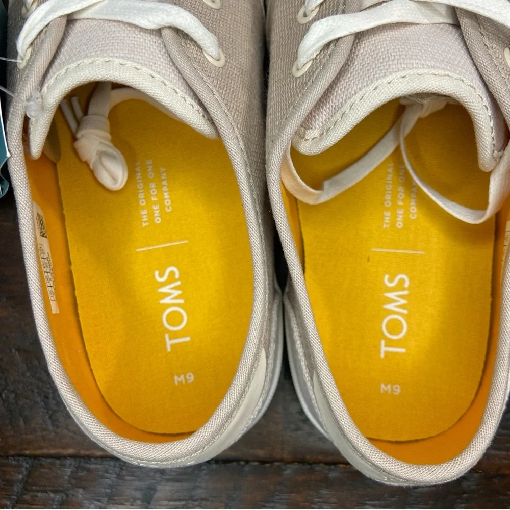 TOMS Men’s Carlo Birch Oxford Tan Heritage Canvas Sneakers NEW Size 9